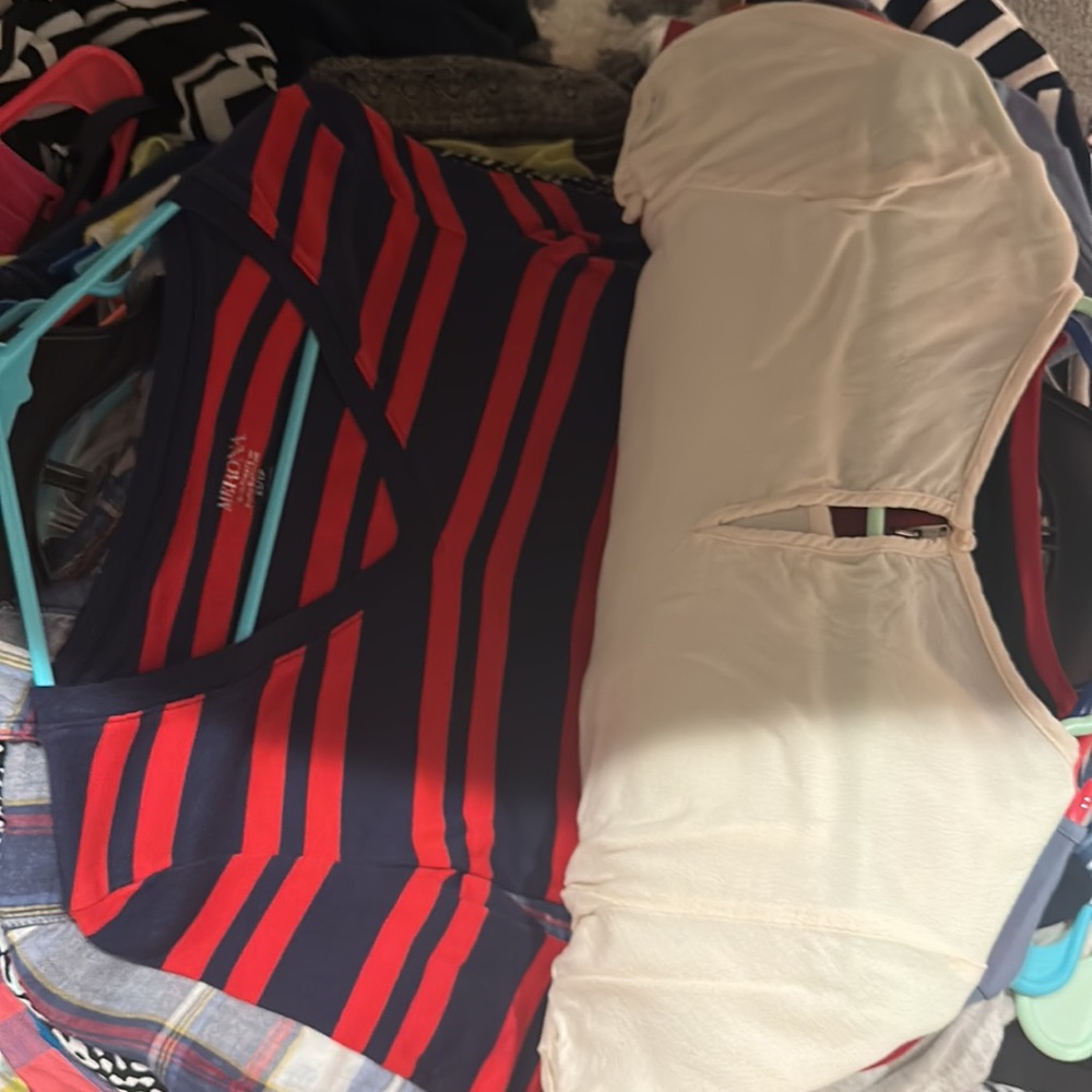 Bundle SALE!!! 5/$10 - Picture 5 of 7